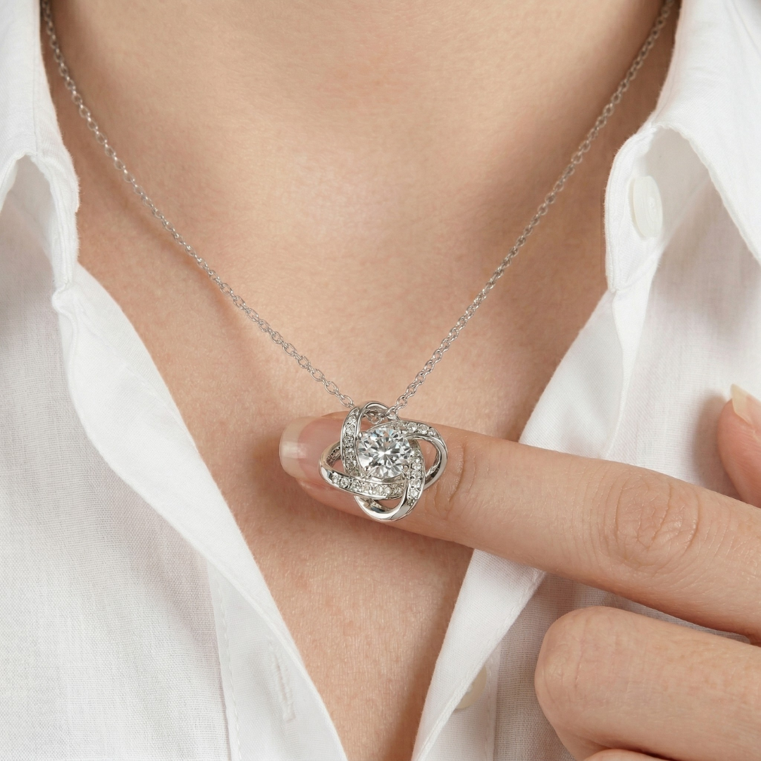 Collar para mi Suegra (con carta dedicada y Caja con Luz)
